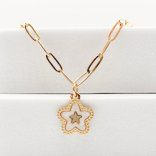 CLĂA - Collier avec pendentif Ă©toile Bynovann