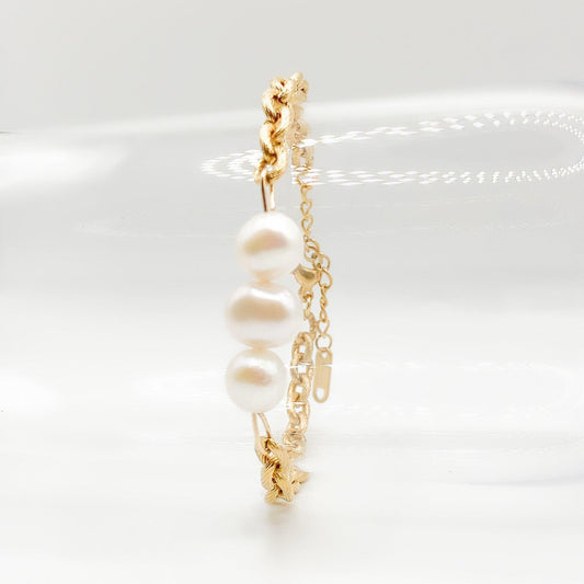 DORADO - Bracelet avec trio de perles dâeau douce Bynovann
