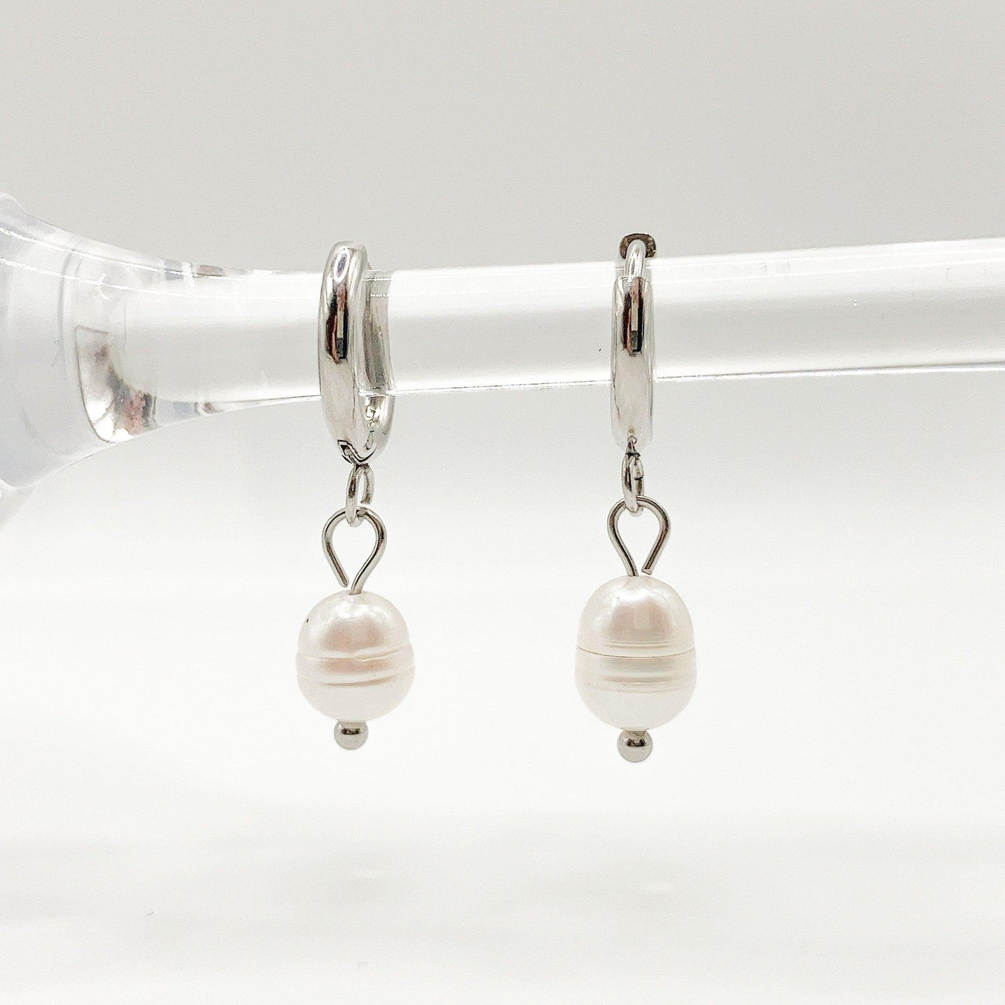 SIRENA - Boucles d’oreilles pendentif perle d’eau douce Bynovann