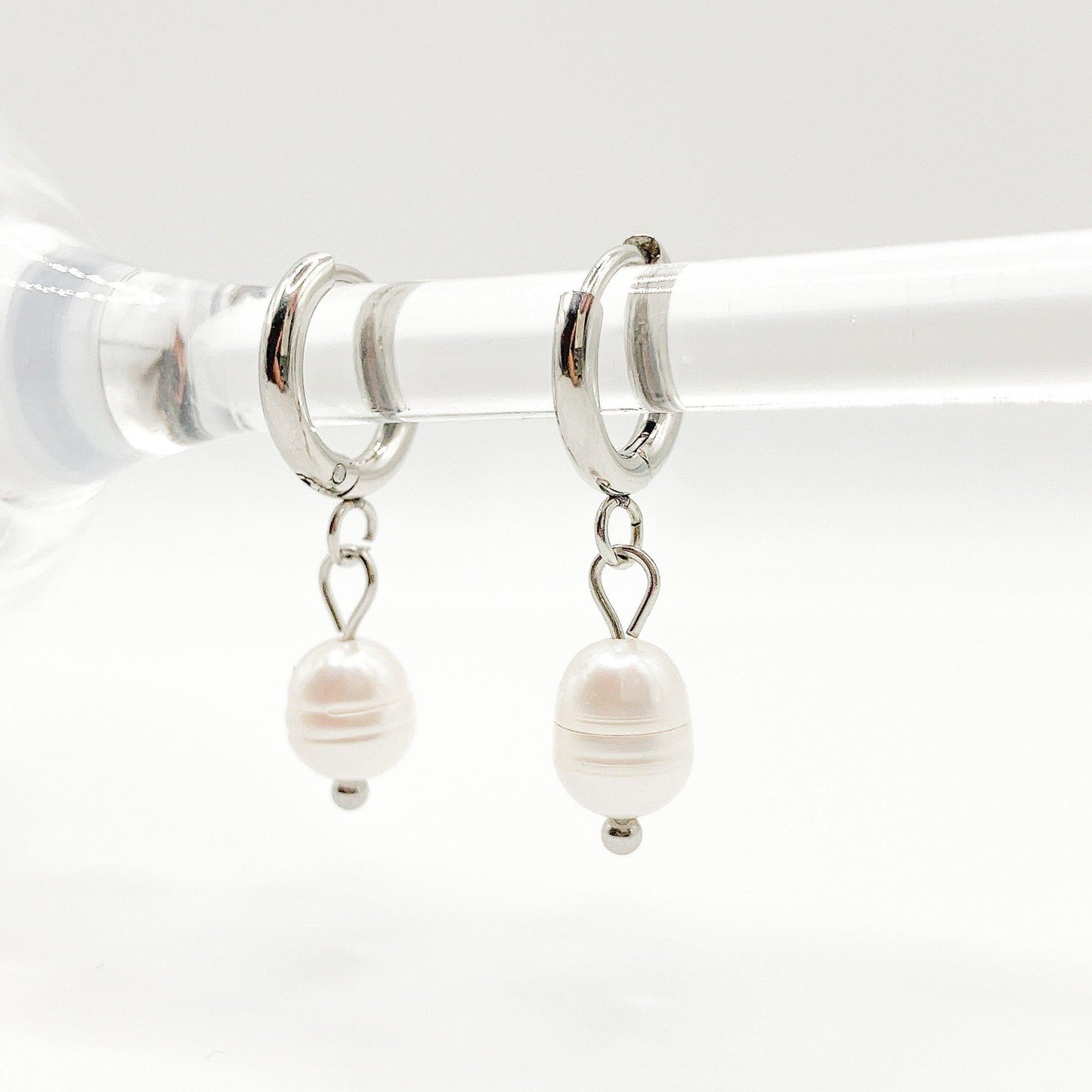 SIRENA - Boucles d’oreilles pendentif perle d’eau douce Bynovann