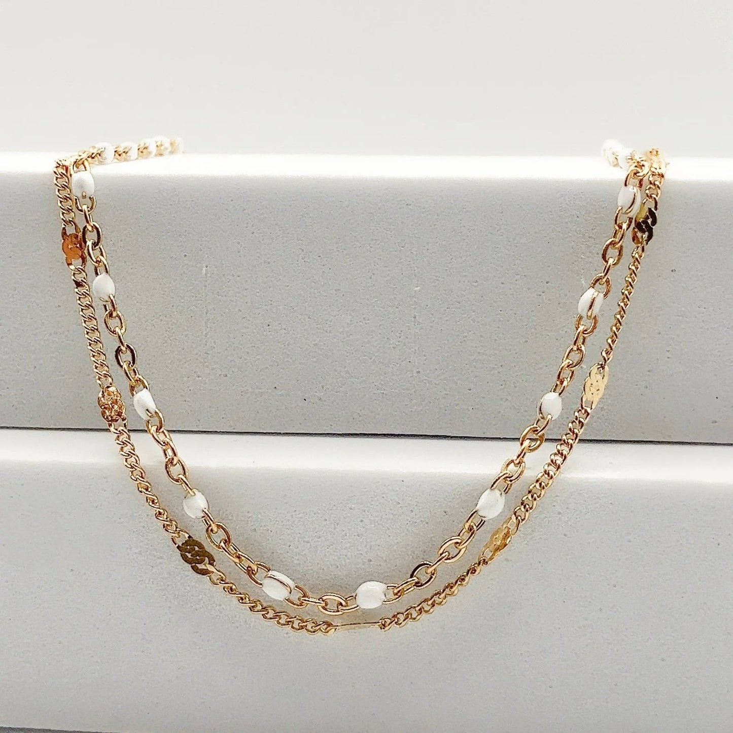COSTA - Collier à DEUX CHAÎNES, blanc & or - BYNOVANN