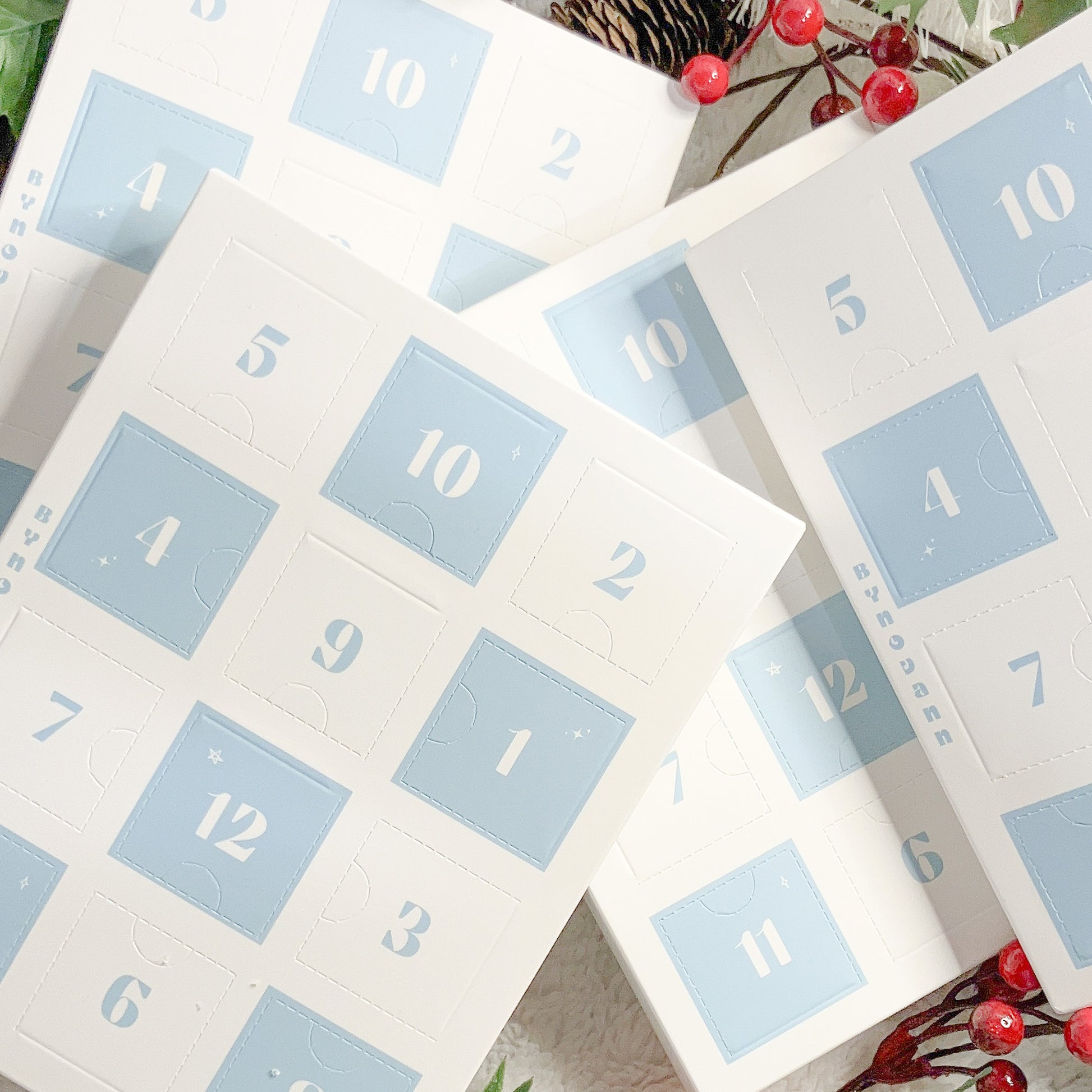 Calendrier de l'Avent 12 CASES - BIJOUX À BRELOQUES BYNOVANN