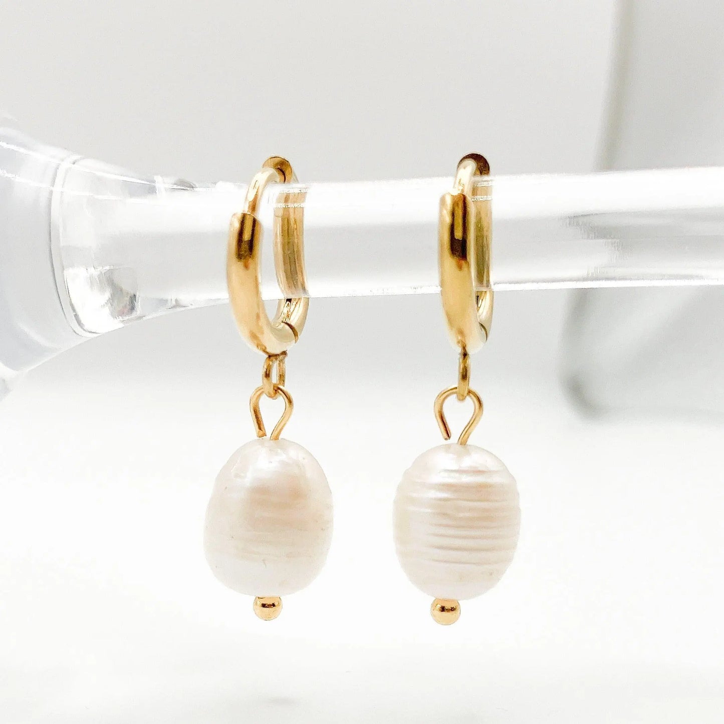 CLARA - Boucles d’oreilles perle d’eau douce Bynovann