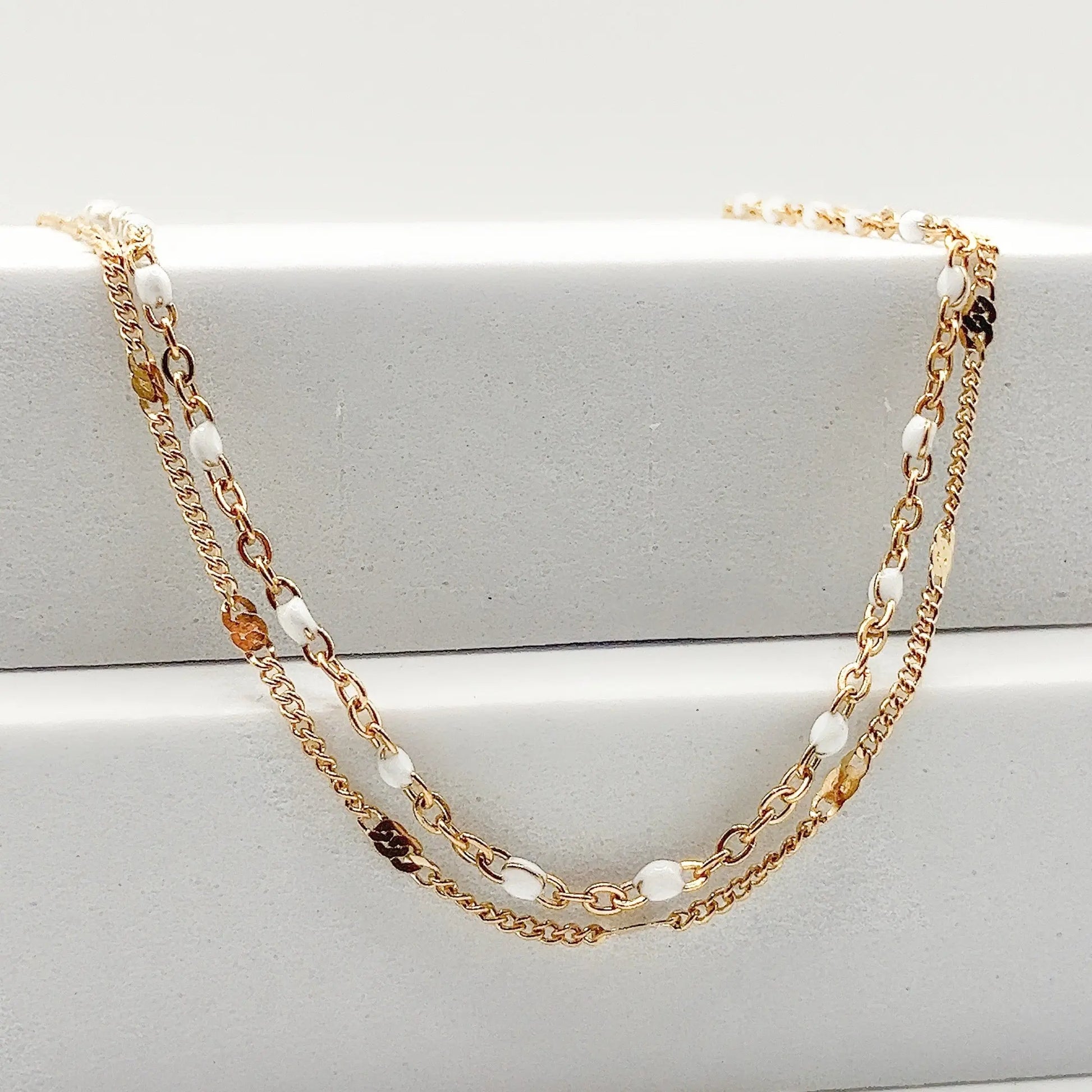 COSTA - Collier à DEUX CHAÎNES, blanc & or BYNOVANN