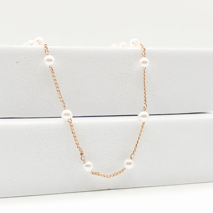 PERLINA - Collier de perles blanches Bynovann