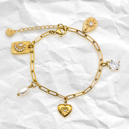 AMORA - Bracelet à BRELOQUES avec coeur et strass BYNOVANN