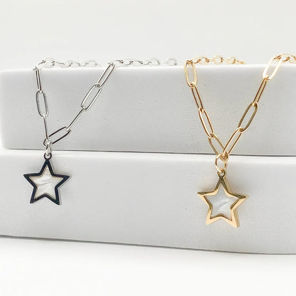 MAREO - Collier avec pendentif étoile en coquillage avec contour or BYNOVANN