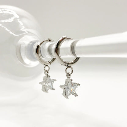 MINI ESTELA - Boucles d'oreilles pendentif ÉTOILE en Rhinestone BYNOVANN