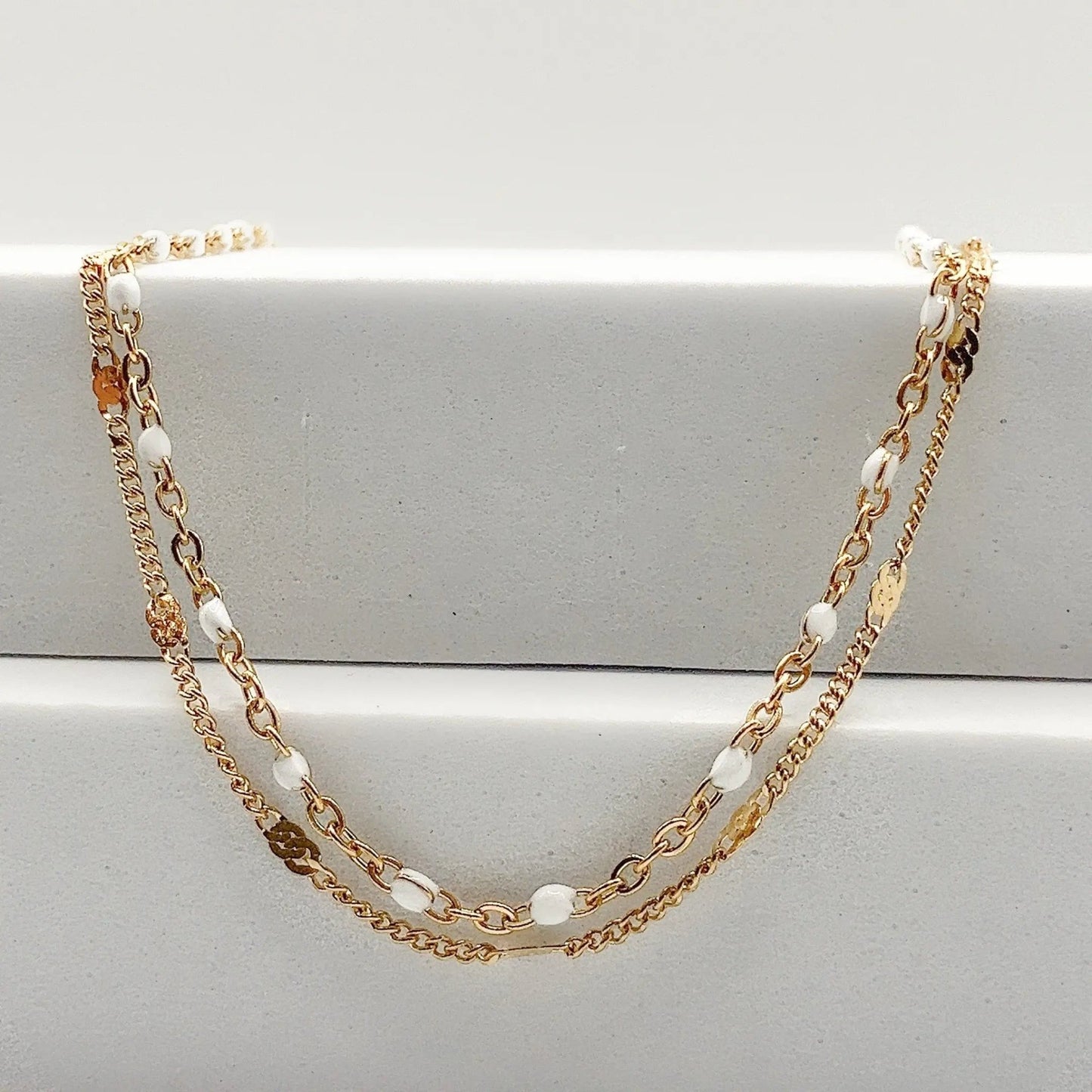 COSTA - Collier à DEUX CHAÎNES, blanc & or - BYNOVANN
