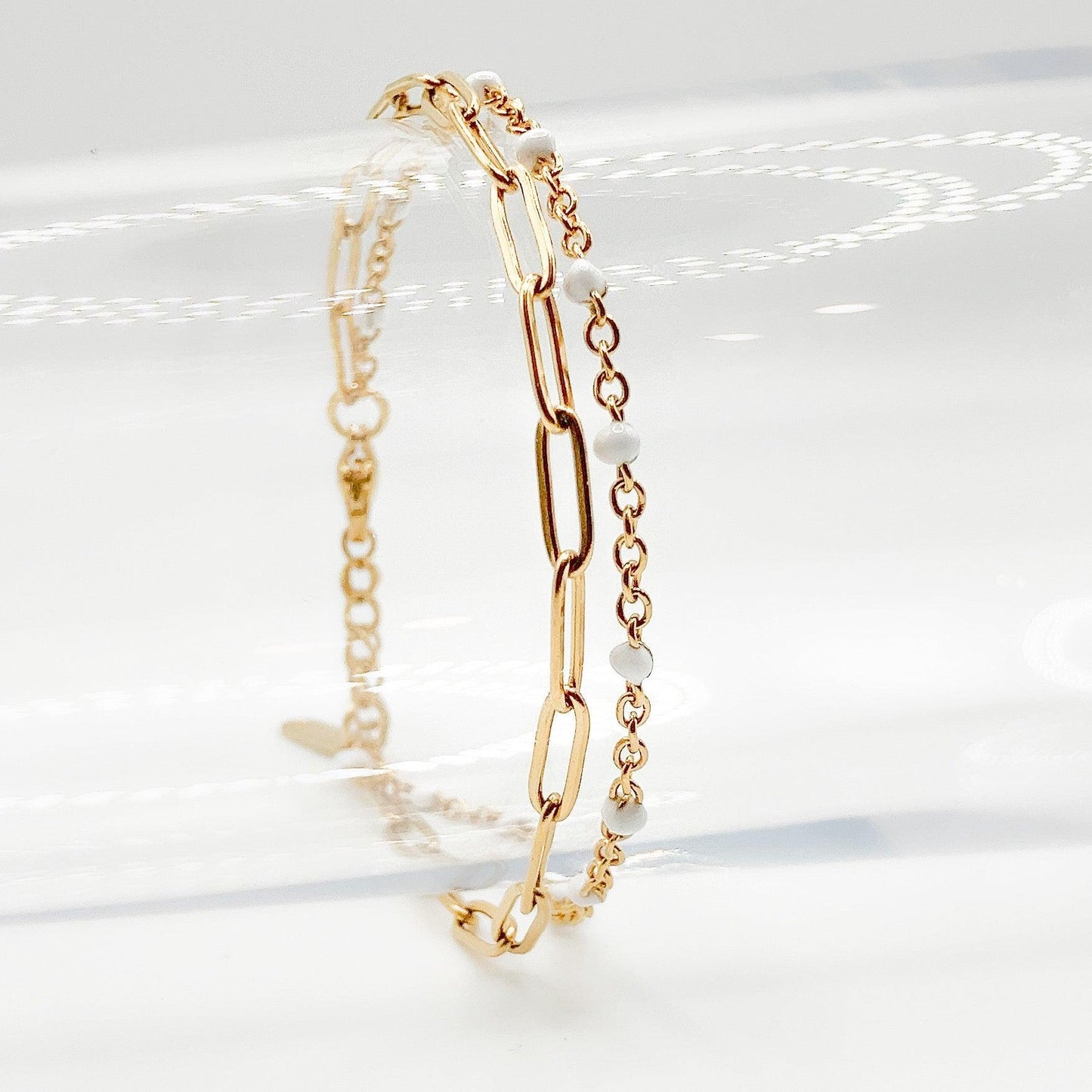 ebano_bracelet_avec_deux_chaines_bynovann_acier_inoxydable_or_vue_de_face