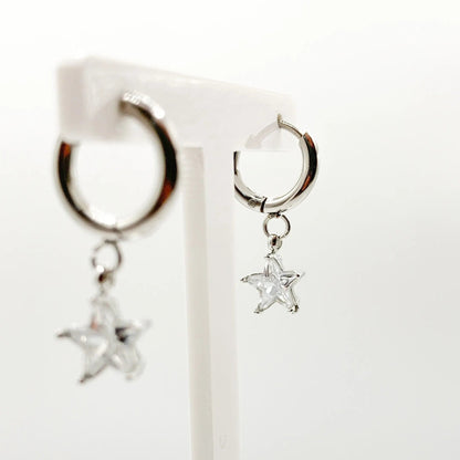MINI ESTELA - Boucles d'oreilles pendentif ÉTOILE en Rhinestone - BYNOVANN